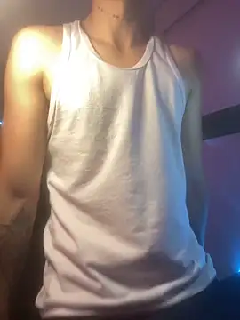 Snapshot of ErosDominant chatting on 13, 10, 2025 ErosDominant online show from 13, 10, 2025