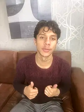 Snapshot of ErosDominant chatting on 14, 10, 2025 ErosDominant online show from 14, 10, 2025