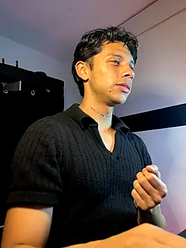 Snapshot of ErosDominant chatting on 22, 10, 2025 ErosDominant online show from 22, 10, 2025