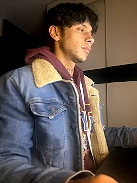 Snapshot of ErosDominant chatting on 18, 11, 2025 ErosDominant online show from 18, 11, 2025