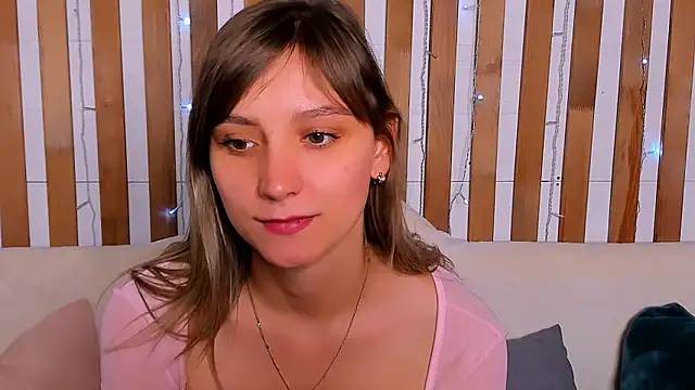 Sophia Elliott online show from 8, 10, 2025