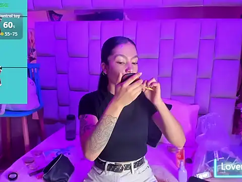 Gisell Squirt  online show from 20, 11, 2025