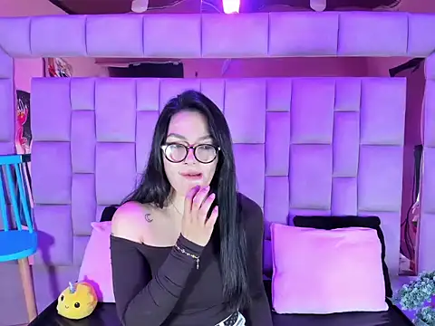 Gisell Squirt  online show from 15, 1, 2026