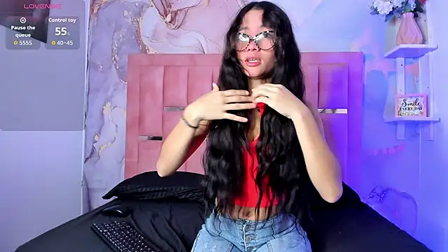 Snapshot of Isis_Blaze chatting on 18, 3, 2026 Isis Blaze online show from 18, 3, 2026