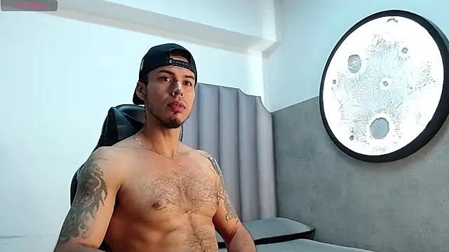 Rurik Jones online show from 25, 10, 2025