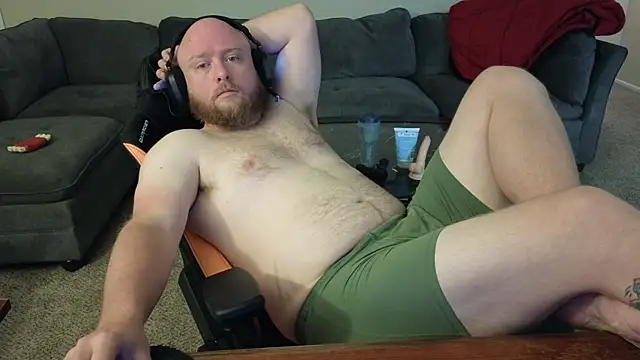 Snapshot of theballboy1 chatting on 19, 10, 2025 theballboy1 online show from 19, 10, 2025