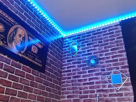 jordan bigcock  online show from 26, 10, 2025