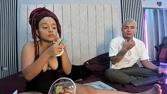 Snapshot of dante_and_kiara chatting on 26, 11, 2025 dante and kiara online show from 26, 11, 2025