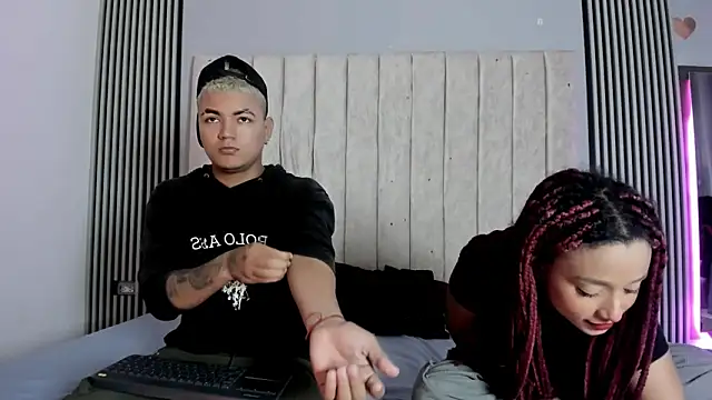 Snapshot of dante_and_kiara chatting on 29, 11, 2025 dante and kiara online show from 29, 11, 2025