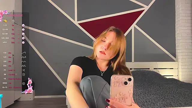 Snapshot of RebeccaEglitis chatting on 17, 12, 2025 RebeccaEglitis online show from 17, 12, 2025