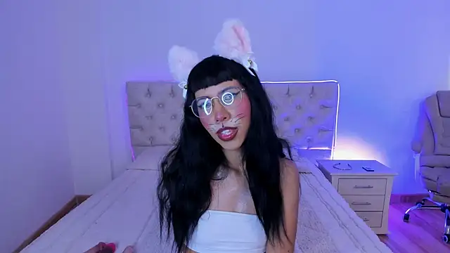 Nina fox 0691 online show from 18, 10, 2025