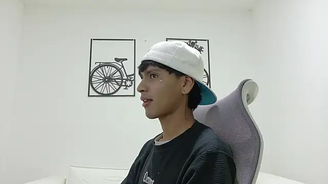 SEBAS LOVER  online show from 14, 10, 2025