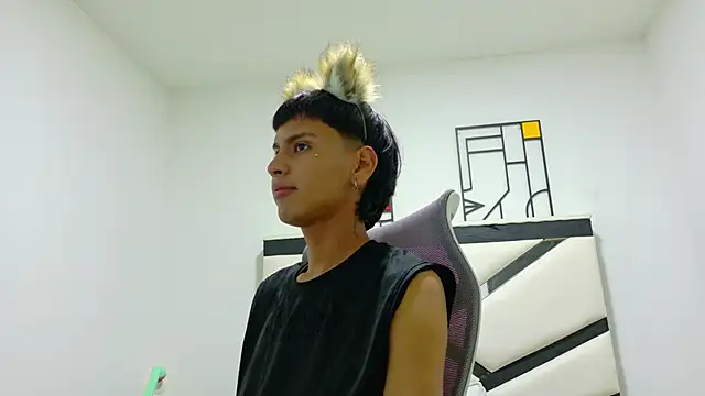 SEBAS LOVER  online show from 14, 11, 2025