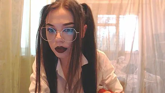 Snapshot of Lady_Elsa_Snow chatting on 25, 10, 2025 Lady Elsa Snow online show from 25, 10, 2025