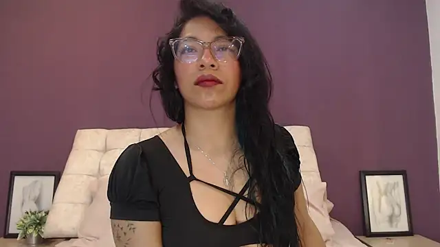 PaulinaColeman online show from 17, 12, 2025