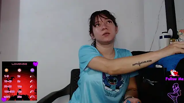 Snapshot of Damara_Rolands- chatting on 25, 10, 2025 Damara Rolands- online show from 25, 10, 2025