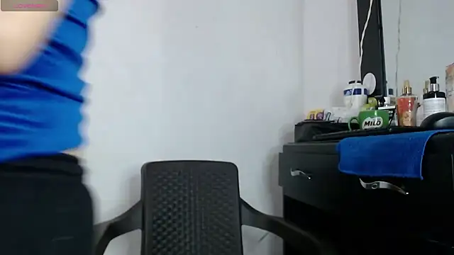 Snapshot of Damara_Rolands- chatting on 6, 11, 2025 Damara Rolands- online show from 6, 11, 2025