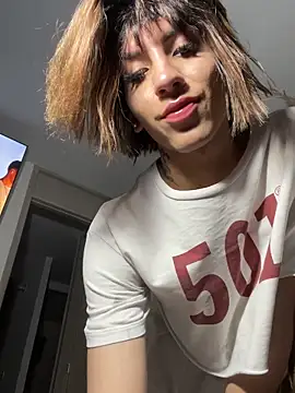 SiaraRealist online show from 11, 3, 2026