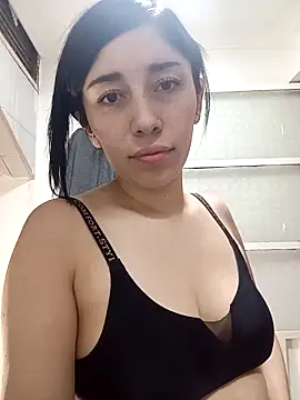 AbbyLewiis online show from 7, 11, 2025