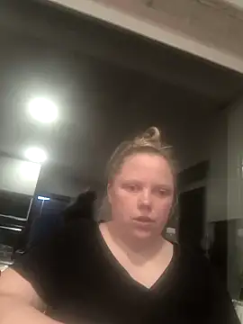 Velvetflamed online show from 20, 10, 2025