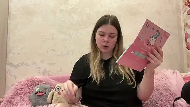 Snapshot of Crave_Elise chatting on 17, 11, 2025 Crave Elise online show from 17, 11, 2025