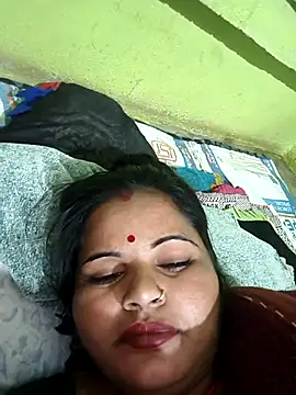 Snapshot of ALEXXA_143 chatting on 29, 10, 2025 ALEXXA 143 online show from 29, 10, 2025