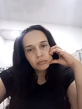 Snapshot of FiorellaDuboi chatting on 17, 11, 2025 FiorellaDuboi online show from 17, 11, 2025