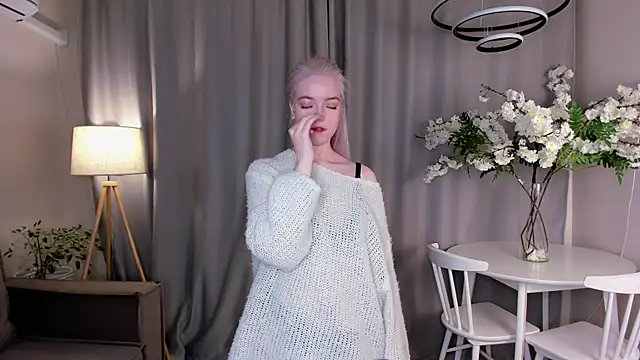 TinaStevenson online show from 21, 10, 2025