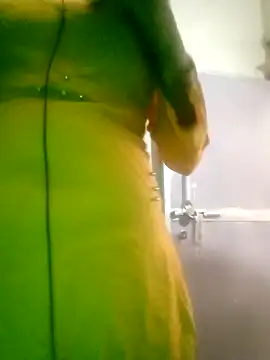 Sexy Riya Bhabhi online show from 18, 10, 2025