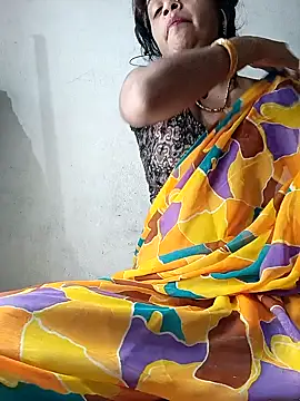 Sexy Riya Bhabhi online show from 19, 10, 2025