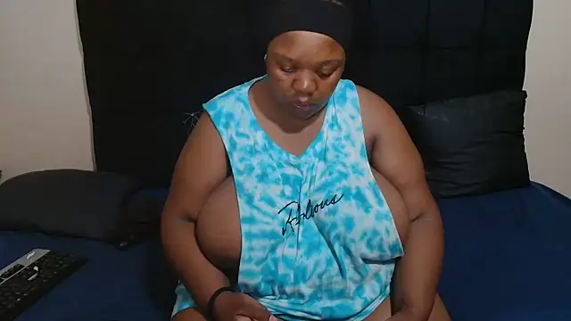 CaramelBootty online show from 6, 1, 2026