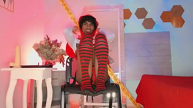 Snapshot of Darkcandyboy chatting on 11, 10, 2025 Darkcandyboy online show from 11, 10, 2025