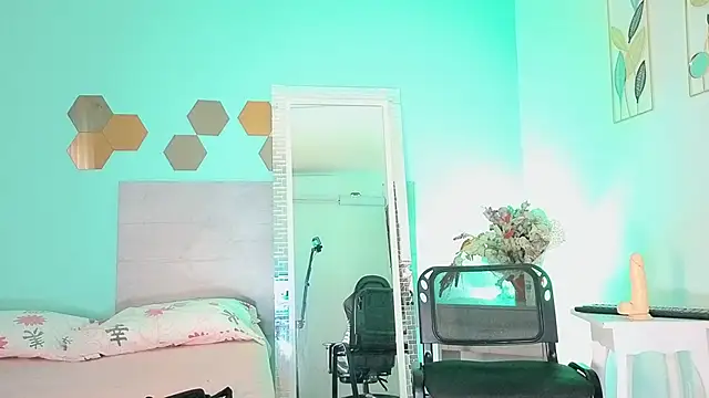 Snapshot of Darkcandyboy chatting on 14, 10, 2025 Darkcandyboy online show from 14, 10, 2025