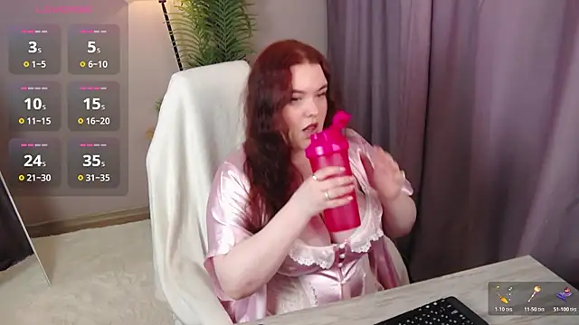 Snapshot of IvorySnowW chatting on 19, 11, 2025 IvorySnowW online show from 19, 11, 2025