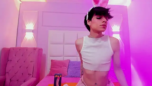 Baby Lannie online show from 18, 10, 2025