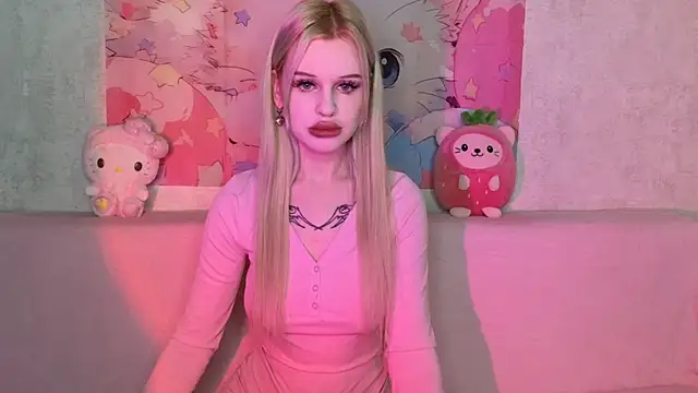 Snapshot of HoneyGold_ chatting on 17, 11, 2025 HoneyGold online show from 17, 11, 2025