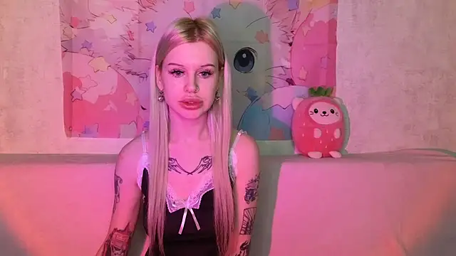 Snapshot of HoneyGold_ chatting on 21, 11, 2025 HoneyGold online show from 21, 11, 2025