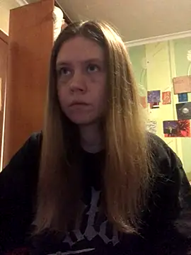 Snapshot of LunaVirelle chatting on 29, 10, 2025 LunaVirelle online show from 29, 10, 2025