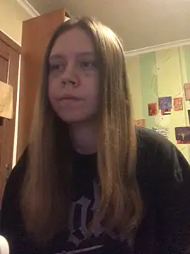 LunaVirelle online show from 9, 11, 2025