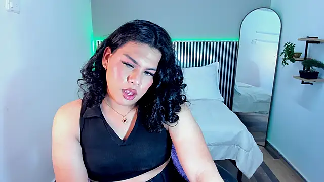 Snapshot of Little_Alli chatting on 23, 11, 2025 Little Alli online show from 23, 11, 2025