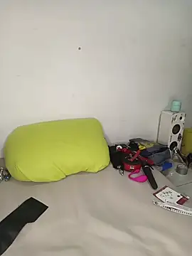 Lucy colee online show from 12, 11, 2025