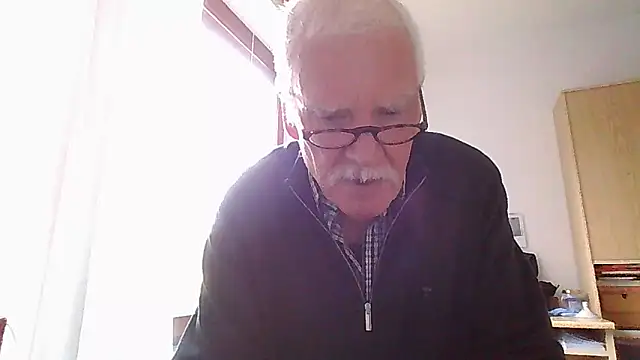 super-snoopy online show from 6, 4, 2026