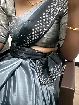 Snapshot of Tamilmallu-duskygirl03 chatting on 22, 11, 2025 Tamilmallu-duskygirl03 online show from 22, 11, 2025