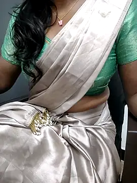 Snapshot of Tamilmallu-duskygirl03 chatting on 27, 11, 2025 Tamilmallu-duskygirl03 online show from 27, 11, 2025