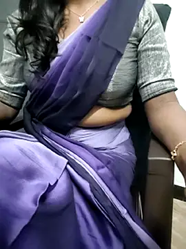 Snapshot of Tamilmallu-duskygirl03 chatting on 27, 11, 2025 Tamilmallu-duskygirl03 online show from 27, 11, 2025