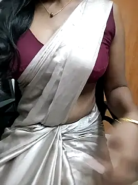 Tamilmallu-duskygirl03 online show from 9, 3, 2026