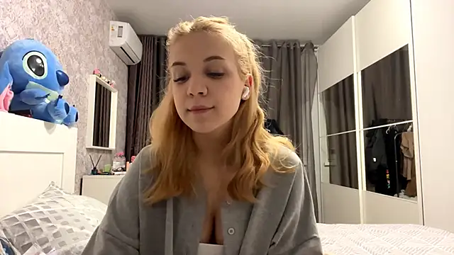 Randa babygirl online show from 26, 10, 2025