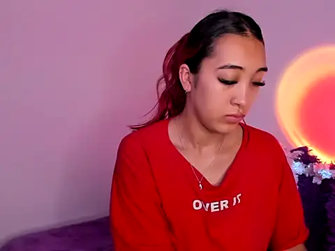 Snapshot of HeidyRousse chatting on 3, 11, 2025 HeidyRousse online show from 3, 11, 2025