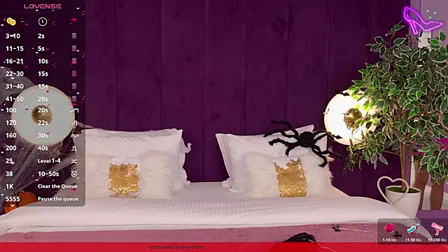 Snapshot of ClaireMathis chatting on 25, 10, 2025 ClaireMathis online show from 25, 10, 2025