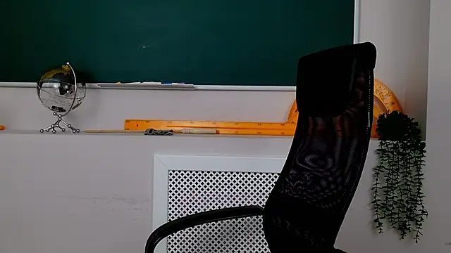 Snapshot of ClaireMathis chatting on 13, 1, 2026 ClaireMathis online show from 13, 1, 2026